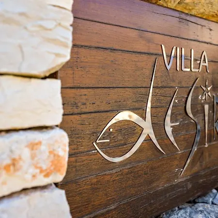 Desire For 10 People In Istria With Private 53 M2 Pool And Pet Friendly