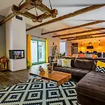 Desire For 10 People In Istria With Private 53 M2 Pool And Pet Friendly ヴィラ