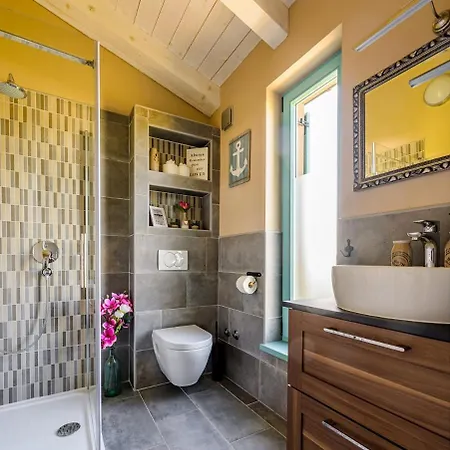 Desire For 10 People In Istria With Private 53 M2 Pool And Pet Friendly Juršići