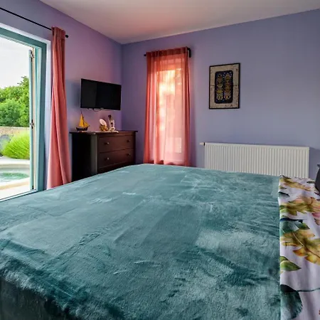 Desire For 10 People In Istria With Private 53 M2 Pool And Pet Friendly Juršići