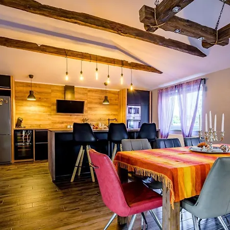 Desire For 10 People In Istria With Private 53 M2 Pool And Pet Friendly Juršići