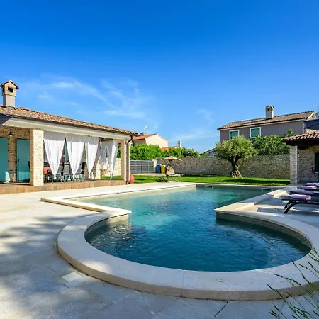 Desire For 10 People In Istria With Private 53 M2 Pool And Pet Friendly Villa Juršići