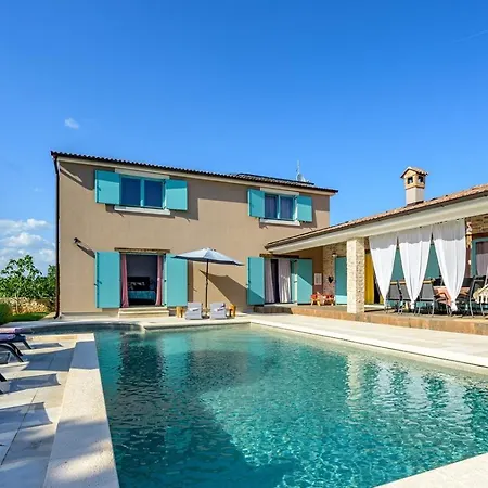 Desire For 10 People In Istria With Private 53 M2 Pool And Pet Friendly Villa *